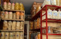 Pusat Oleh-Oleh & Camilan Bu Nurul (Pasar Bantul)