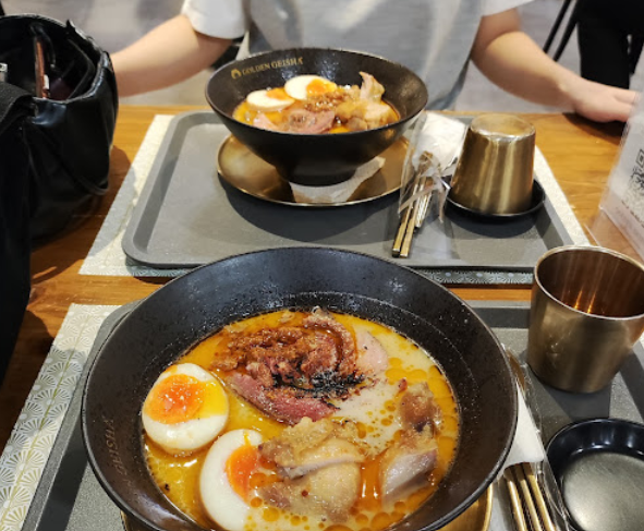 7 Kuliner Jogja Viral 2025 yang Pasti Enak dan Patut Dicoba, Ada Apa Saja? 5 Golden Geisha (Ramen)