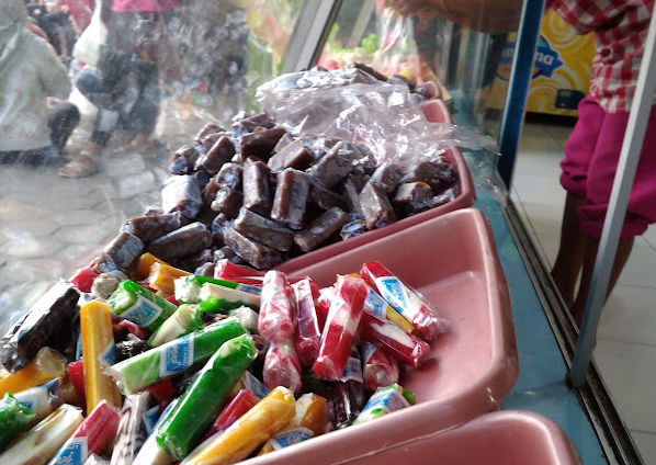 7 Tempat Oleh-Oleh Murah di Bantul untuk Buah Tangan Saat Liburan Sekolah! 5 Pusat Oleh-Oleh Bu Luthfi