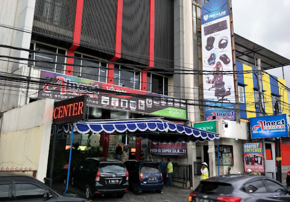 8 Pusat Handphone dan Komputer Murah di Jogja yang Lengkap dan Terpercaya! 6 Alnect Komputer (source: Google Maps)