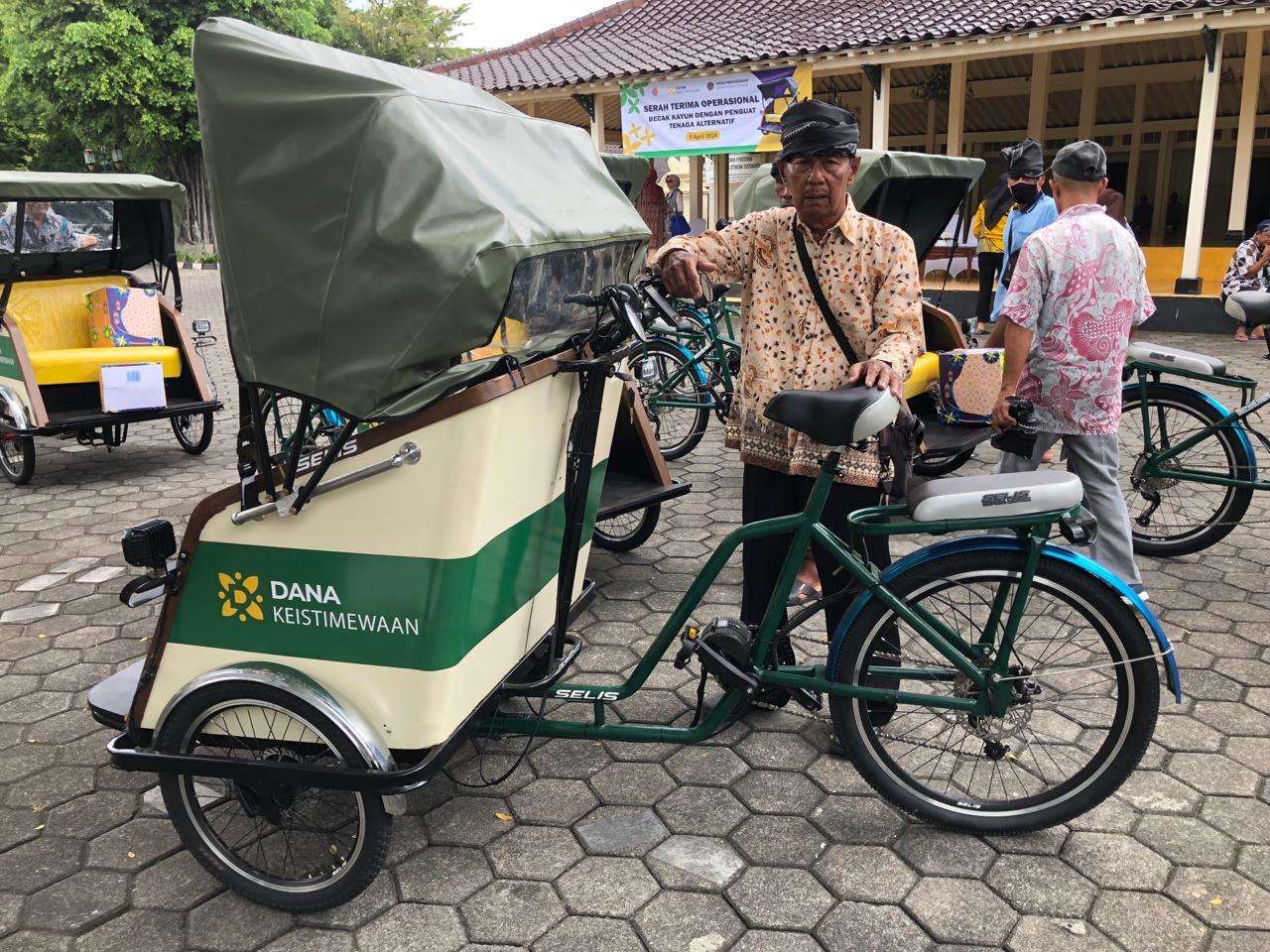 Becak listrik (Source: RRI)