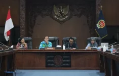 Diskusi dampak pemangkasan Danais di Gedung DPRD DIY, pada Selasa (22/7/2025). (Source: DPRD DIY)