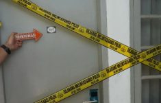Kondisi saat melakukan olah TKP di lokasi ditemukan mayat di Jakarta, Selasa (8/7/2025). (Source: Antara)