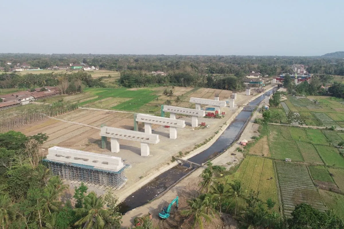 Pembangunan jalan Tol Yogyakarta-Bawen (Source: Antara)