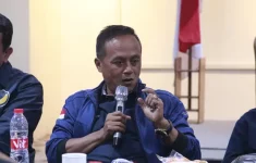 Politisi Partai NasDem Yogyakarta, Suharno, saat forum dikusi, Kamis (3/7/2025). (Source: Liputan 6)