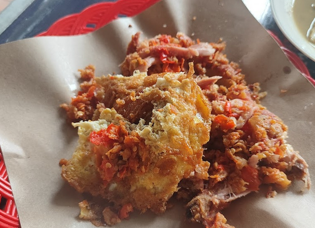 8 Kuliner Pedas di Jogja yang Wajib Dicoba yang Bikin Lidah Bergetar 2 Ayam Geprek Bu Made