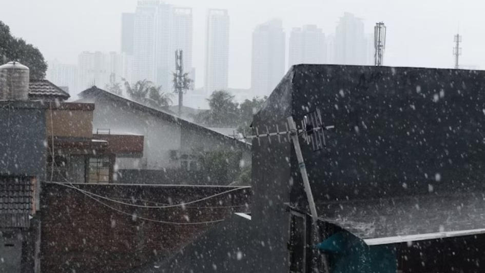 BMKG jelaskan penyebab hujan lebat di Jogja siang ini