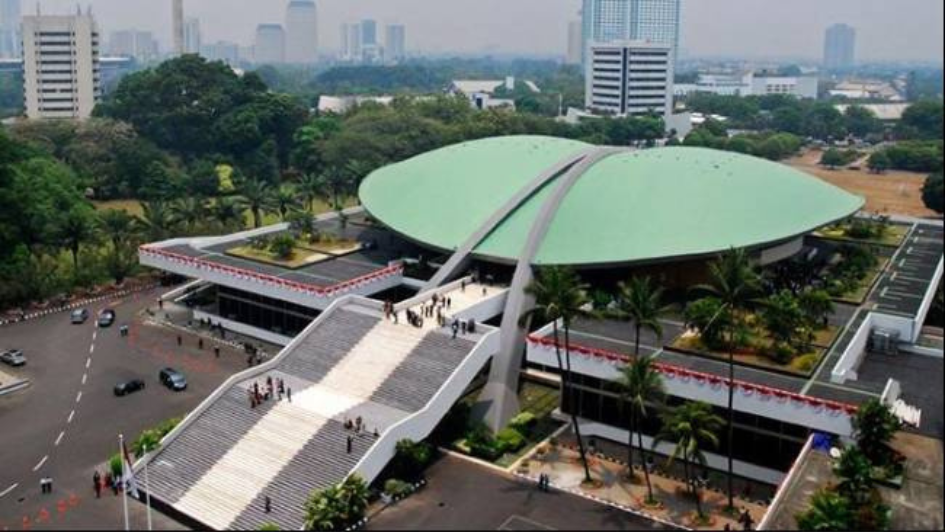 Gaji DPR Meroket Picu Demo 25 Agustus, Akademisi UGM: Sangat Tidak Empatik