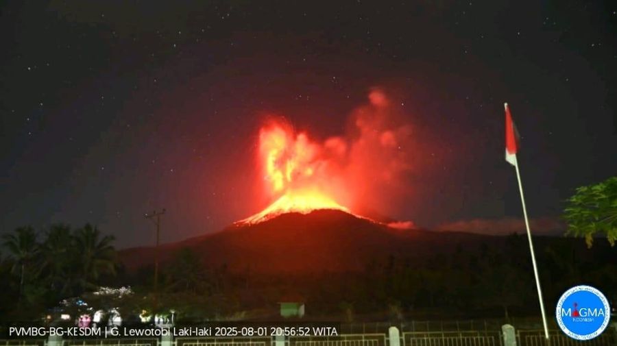 Erupsi Gunung api Lewotobi Laki-laki pada Jumat (1/8) (Source: PVMBG, Badan Geologi, KESDM)