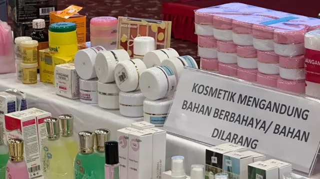 Ilustrasi kosmetik