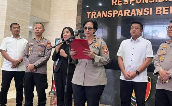 Konferensi Pers hasil tes DNA Ridwan Kamil dan Lisa Mariana (Source: detik)