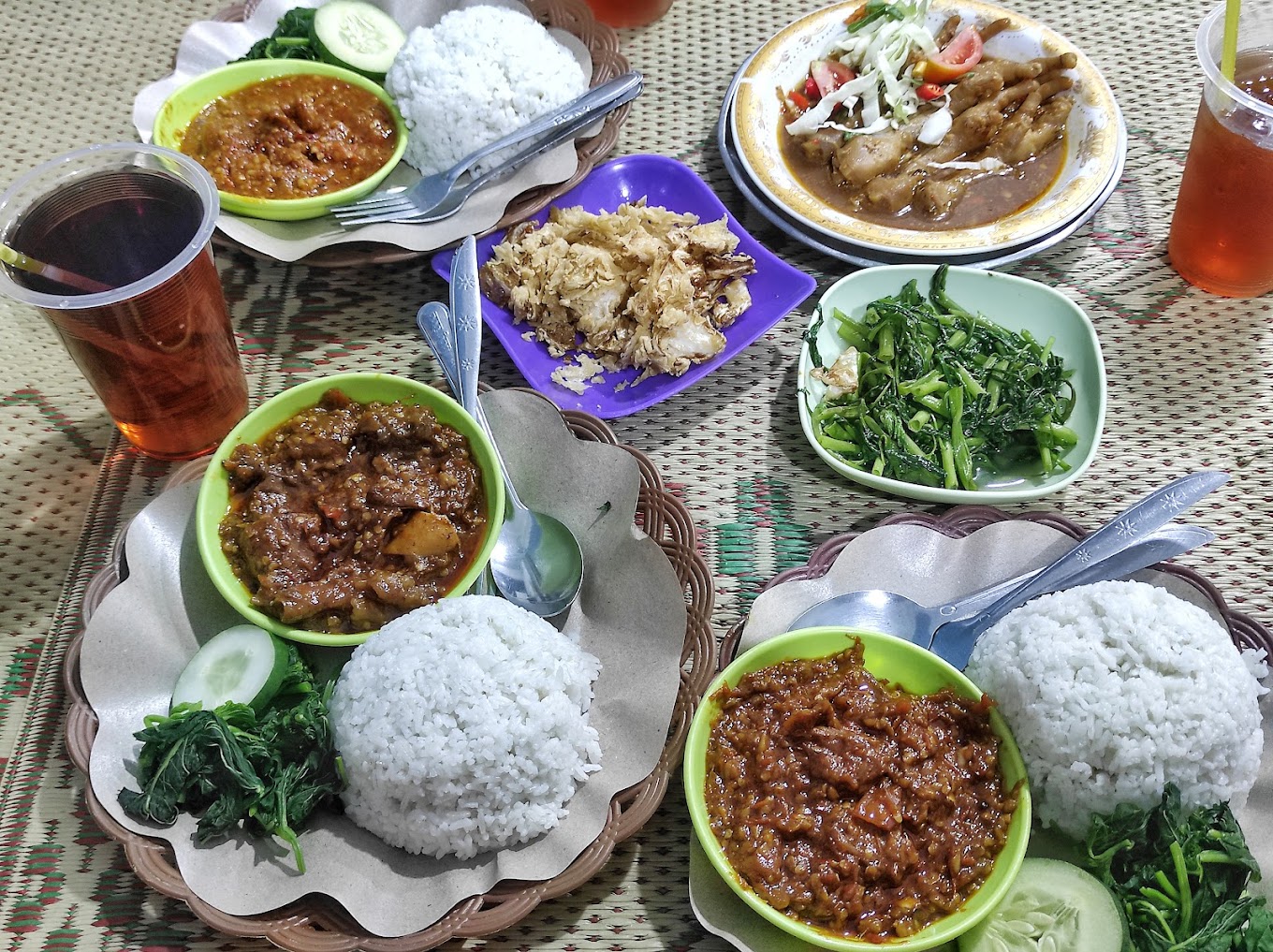 8 Kuliner Pedas di Jogja yang Wajib Dicoba yang Bikin Lidah Bergetar 9 Oseng Mercon Mas Toni