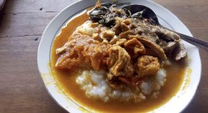 8 Rekomendasi Gudeg di Jogja, Warning Bikin Laper! 5 Bubur Gudeg
