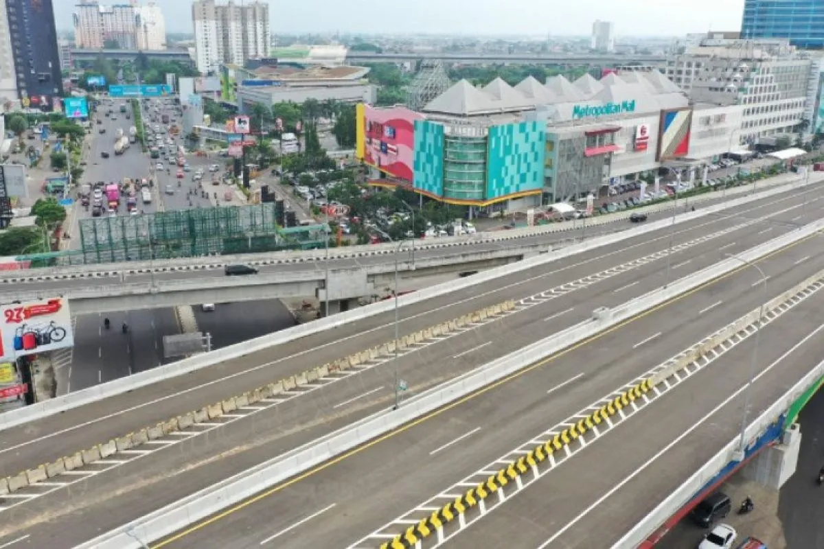 Tol Becakayu