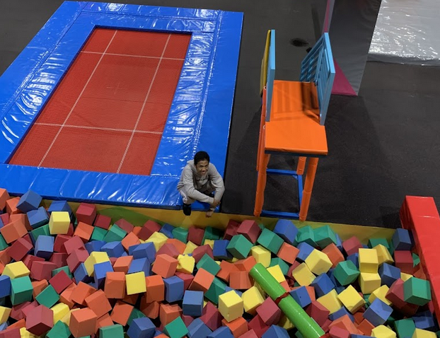 10 Tempat Hiburan di Jogja untuk Semua Usia, Ada Jupiter Paintball hingga Boulder Trampoline! 4 Boulder Trampoline Park SCH