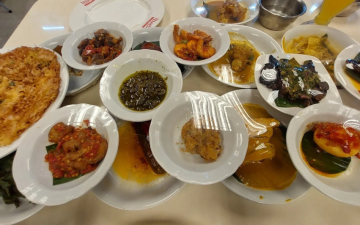 7 Rumah Makan Nasi Padang Otentik di Jogja yang Wajib Kamu Coba