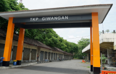 Revitalisasi TKP Giwangan untuk Transit Bus