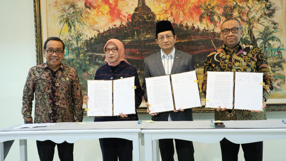 Pemerintah umumkan 17 hari libur nasional dan 8 hari cuti bersama tahun 2026.
