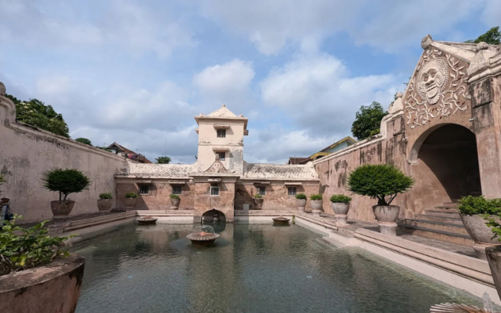 3 Fakta Taman Sari Yogyakarta, Benteng Istana yang Memikat (foto: Google Maps)