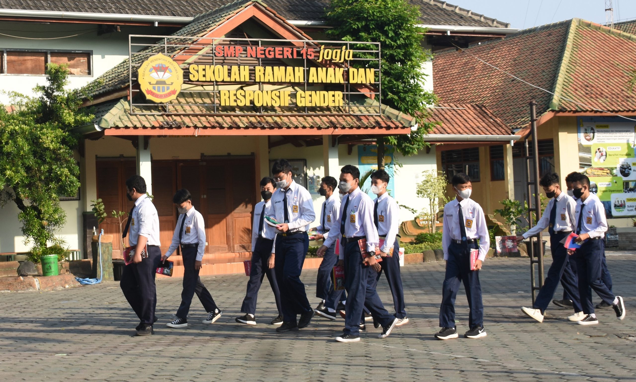 Ilustrasi anak sekolah