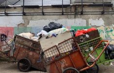 Ilustrasi gerobak sampah (Source: Detik)
