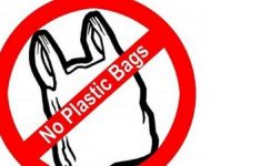 Ilustrasi kurangi kantong plastik