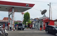 Potret SPBU Bugisan, Wirobrajan, Kota Yogyakarta, Kamis (11/9). (Source: Kompas)