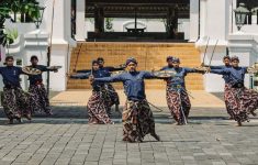 Prajurit atau bregada Keraton Yogyakarta saat gladi resik Grebeg Maulud 2025. (Source: KratonJogja)