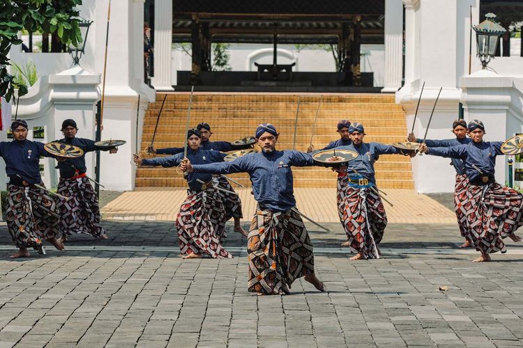 Prajurit atau bregada Keraton Yogyakarta saat gladi resik Grebeg Maulud 2025. (Source: KratonJogja)