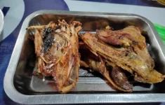 Ayam goreng Mbok Tumbu (Source: Ketik News)