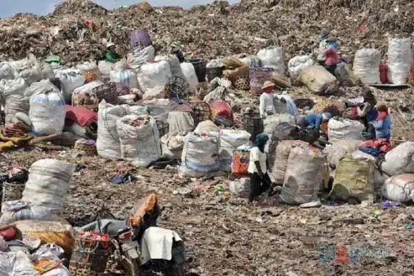 Ilustrasi tempat pengelolaan sampah terpadu (Source: Espos)