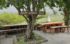 Kedai Kopi Ingkar Janji (Source: Nagan Tour)
