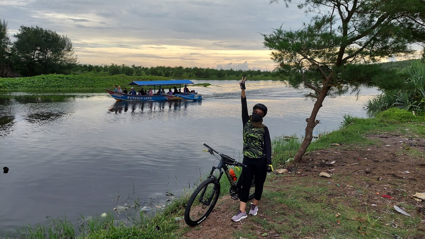 Panduan Wisata Laguna Pantai Glagah Kulon Progo: Lokasi, Tiket, dan Daya Tariknya 2 Laguna Pantai Glagah Kulon Progo