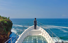 Wisata Kekinian Pantai Nguluran