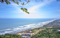 Wisata Bukit Paralayang Watu Gupit