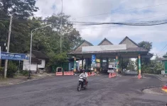 Wisata Pantai ke JJLS