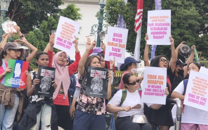 Emak-Emak Yogyakarta Desak Perbaikan Tata Kelola Negara